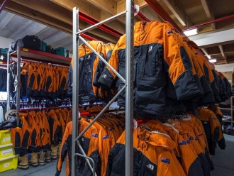 行业新闻服装仓库如何除湿？仓库除湿机轻松应对潮湿问题