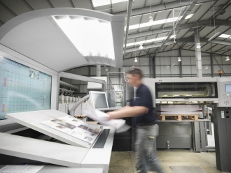 行业新闻打印车间采用工业除湿机的4种优势_除湿机厂家