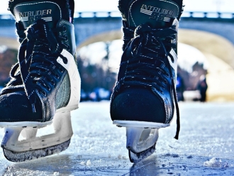 常见问题人工溜冰场为什么也需要除湿？